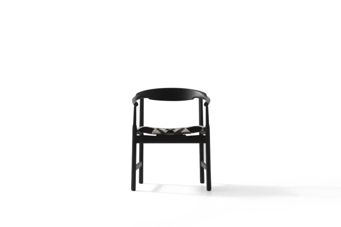 lagina chair black 2048x1366 2